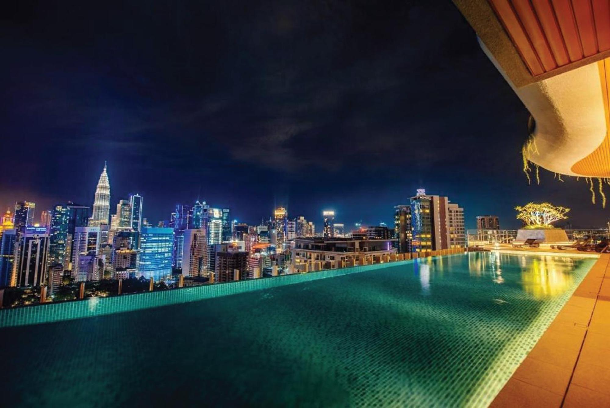Ceylonz Suites Klcc By Twin Tower View Kuala Lumpur Exterior photo