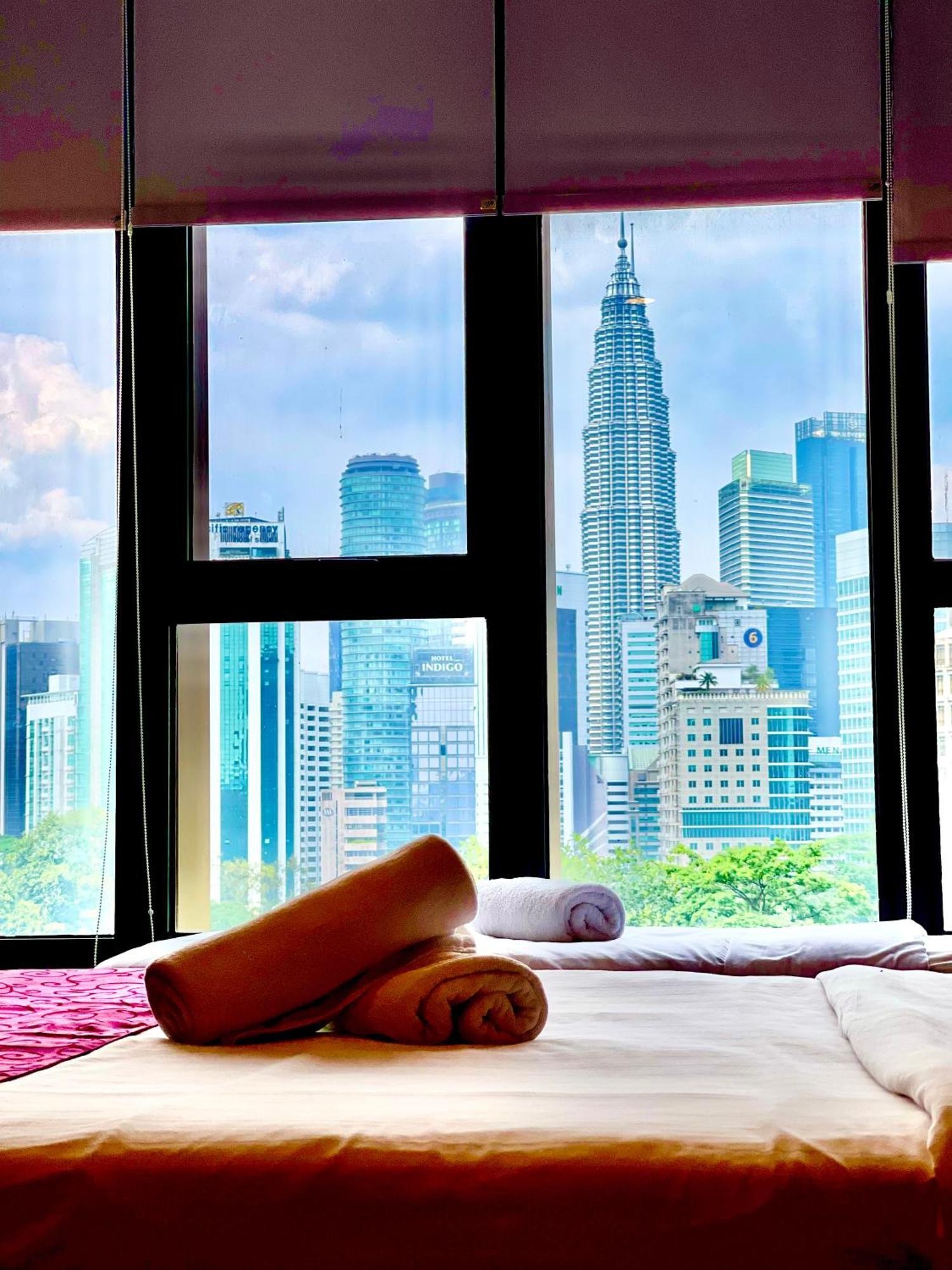Ceylonz Suites Klcc By Twin Tower View Kuala Lumpur Exterior photo