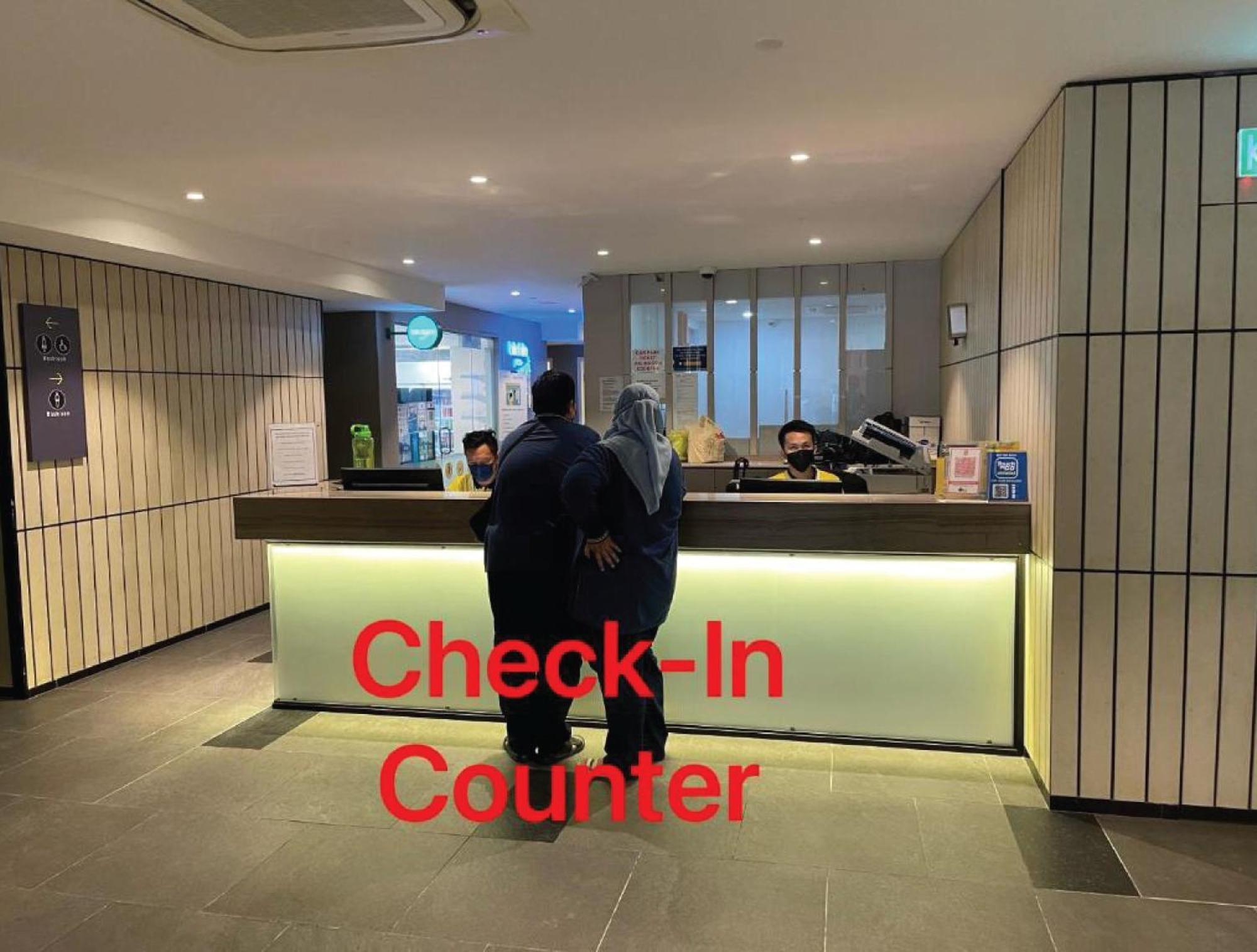 Ceylonz Suites Klcc By Twin Tower View Kuala Lumpur Exterior photo